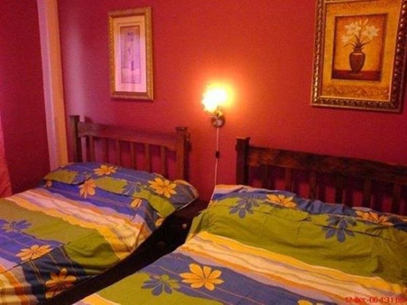 פוארטו גאלרה Tamaraw Beach Resort מראה חיצוני תמונה